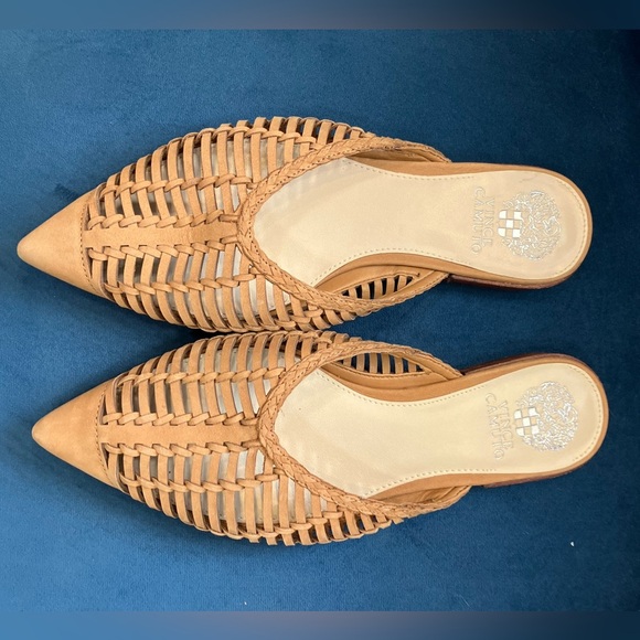 Vince Camuto Morley Woven Pointy Toe Mule Tan Leather - Picture 1 of 3